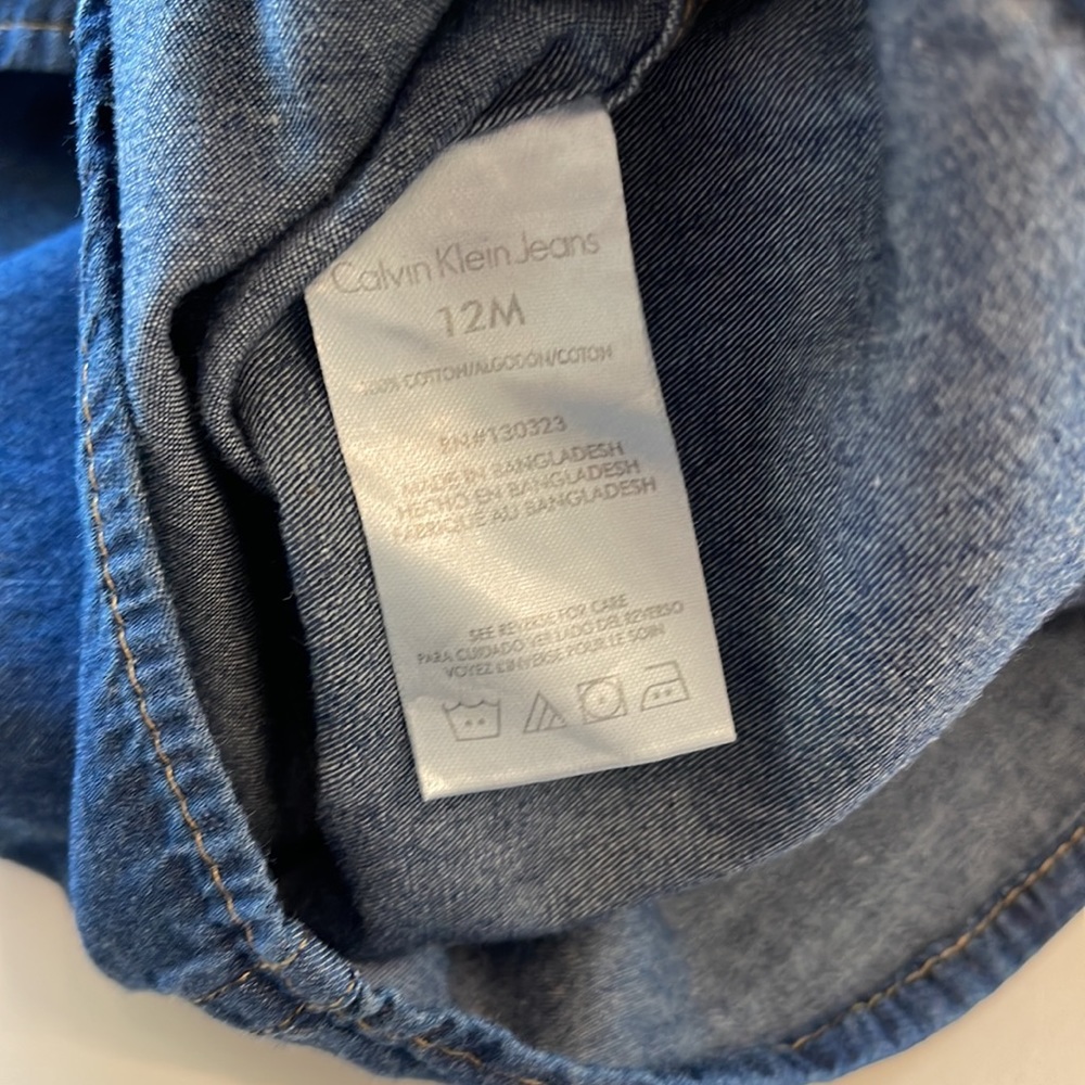 Calvin Klein Denim Button Down Shirt Size 12M EUC - Picture 10 of 11